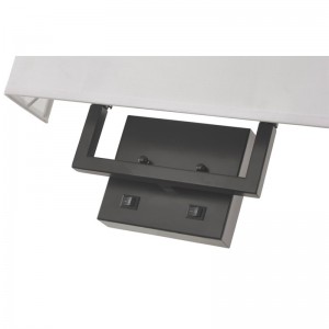 Hampton Inn Hotel Half rechthoekige wandlamp met matzwarte afwerking, twee op/off rocker -schakelaars in hotelzaal