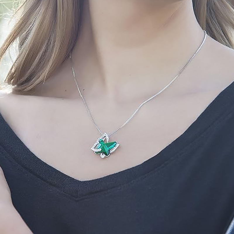 Emerald Radiance Star Hanger Vlinder Geboortesteen Kristallen ketting - Zilverkleur met 18”+2” ketting - Ketting Moederdag Verjaardag Verjaardag Kerstmis - Cadeaus voor vrouwen meisjes dochter