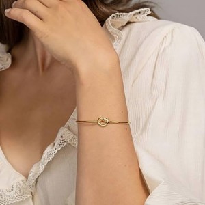 4K GOUD VOOR VOOR ALTIJD LIEFDE KNOT IN ONTIERITY Bangle armbanden voor vrouwen verstelbare gouden armbandarmband voor vrouwen elegant goud-Geplaatste open manchetarmband met knoopontwerp - moderne minimalistische sieraden voor dagelijks...