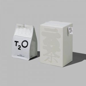 Levendige luxe papieren cadeauzakje