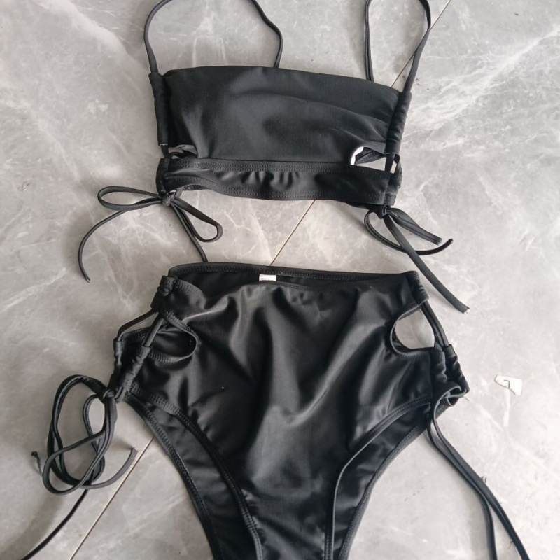 2025 Nieuwe Europese en Amerikaanse stijl Buitenlandse handel twee-stuk hoog-Tailled Triangle Bikini. Met stropdassen en veter is het sexy en modieuze badmode SY2427 Prijs:$79.99