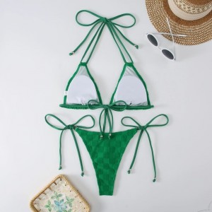 Nieuw 2025 Europeaan en Amerikaan-Stijl twee-Piece Bikini Swimsuits for Women. Gemaakt van speciale stof, verkrijgbaar in massieve kleuren en meerdere kleuren. Driehoekig geregen en sexy ontwerp 8878 Prijs:$79.99