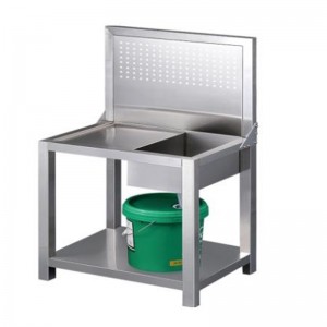 Boren en tikken op machine -reinigingstafel