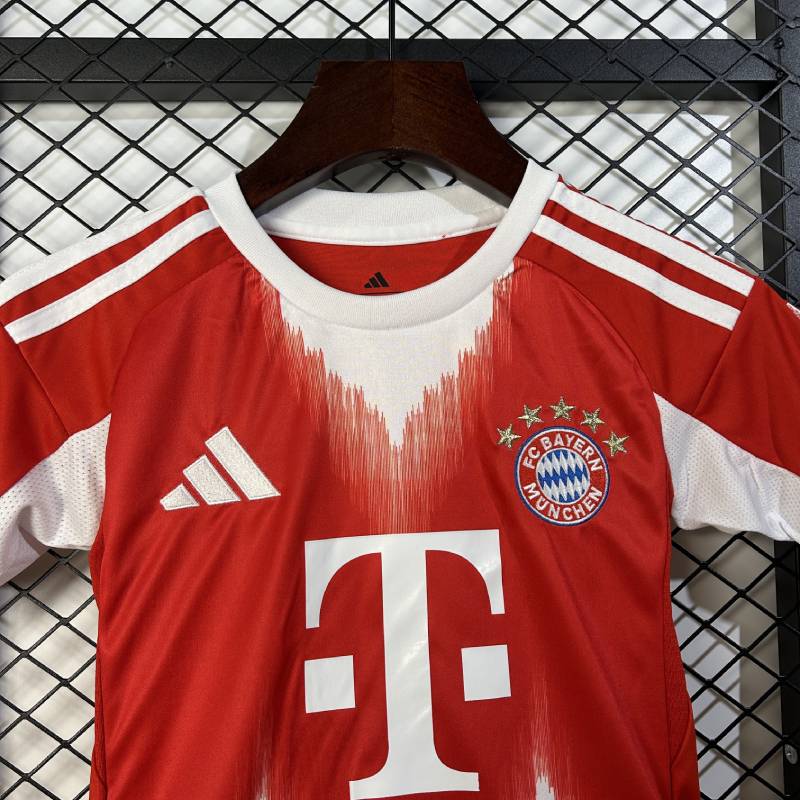 25/26 Kids Bayern München Home Grootte: 16-28