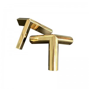 Zotye roestvrijstalen goud geëlektropleerde driehoekige drie-Dimensionaal holle stand ornament