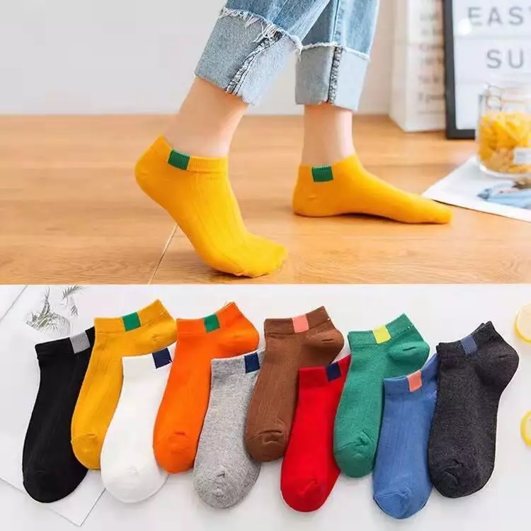 1669797991.jpg Custom Men Crew Cotton Socks.jpg